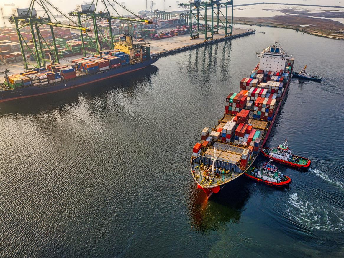 Shipping Yard